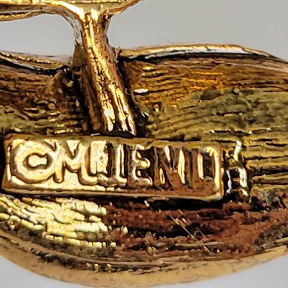 Vintage M Jent Brooch Women's Faux Pearl Textural Gold Tone Floral Signed - Picture 6 of 8